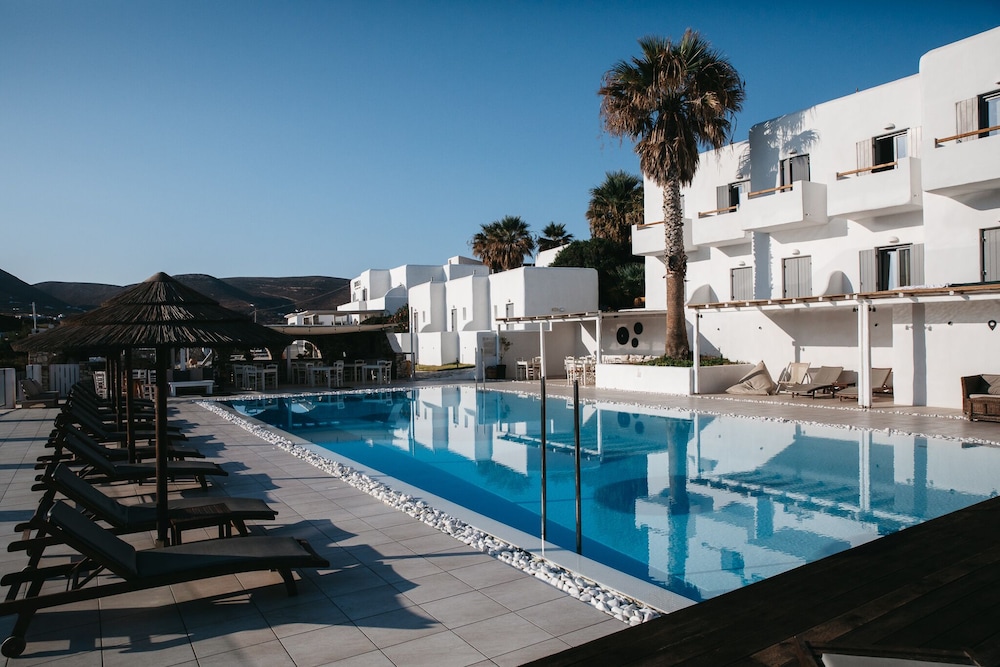 paros bay hotel