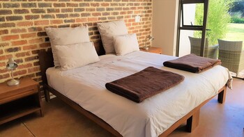 esthers country lodge