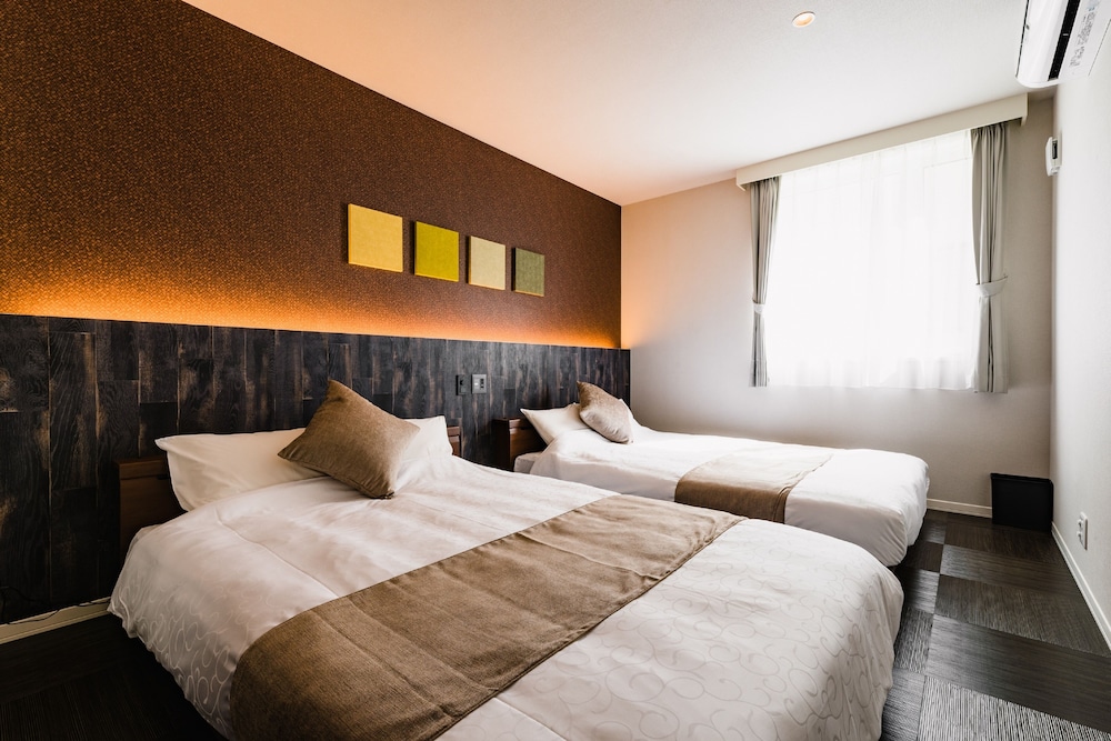 grand base fukuoka