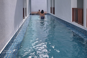 gili kama hotel and villa