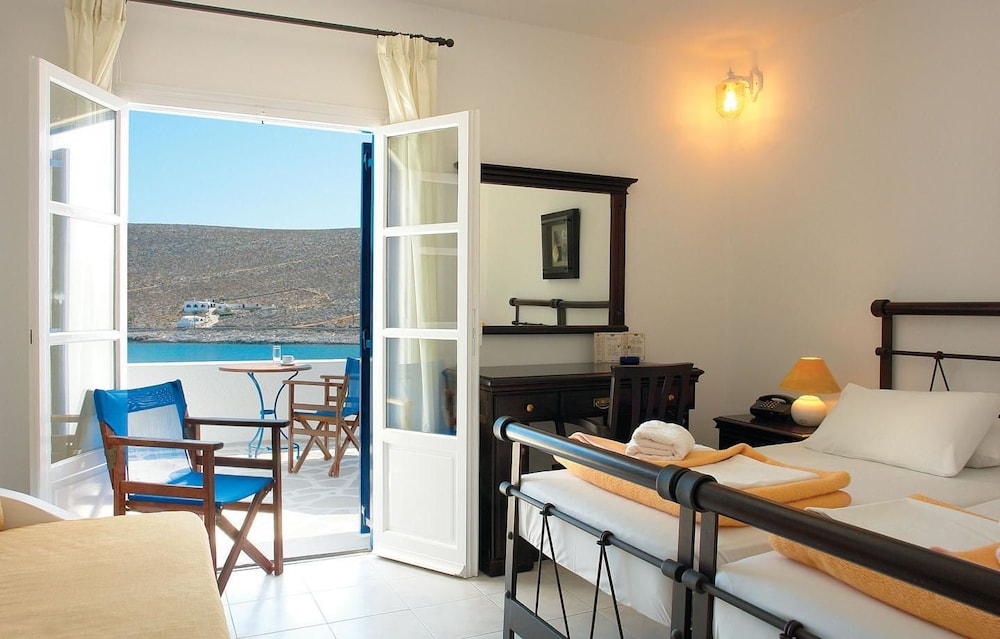 vardia bay studios