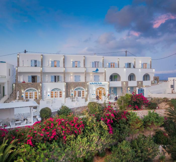 vardia bay studios