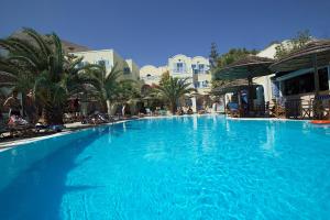 Hotel Zephyros,Megalochori>>Kamari,3 star