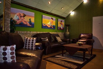 waterfront country lodge