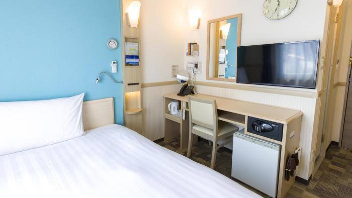 toyoko inn akabane station higashi