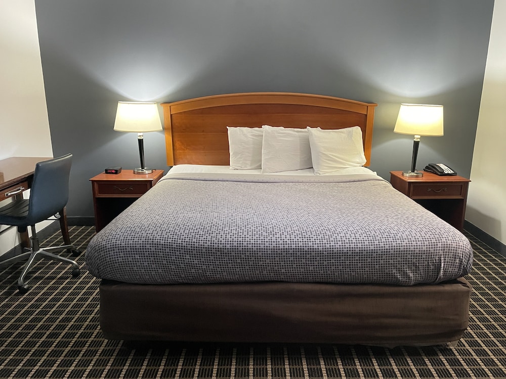 econo lodge jefferson hills hwy 51