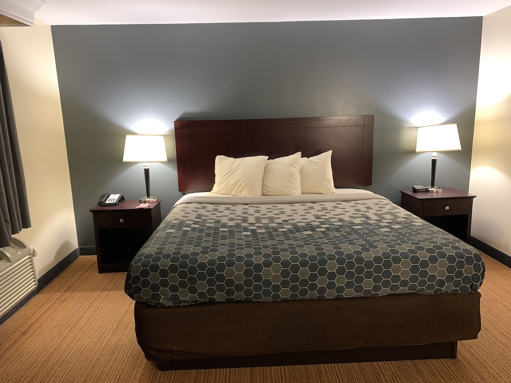 econo lodge jefferson hills hwy 51