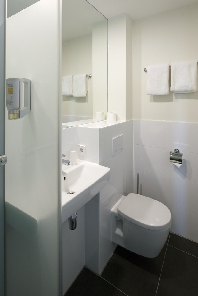 maxhotel amsterdam airport schiphol