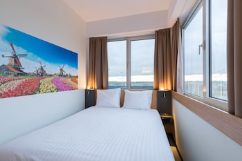 maxhotel amsterdam airport schiphol