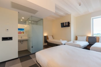 maxhotel amsterdam airport schiphol