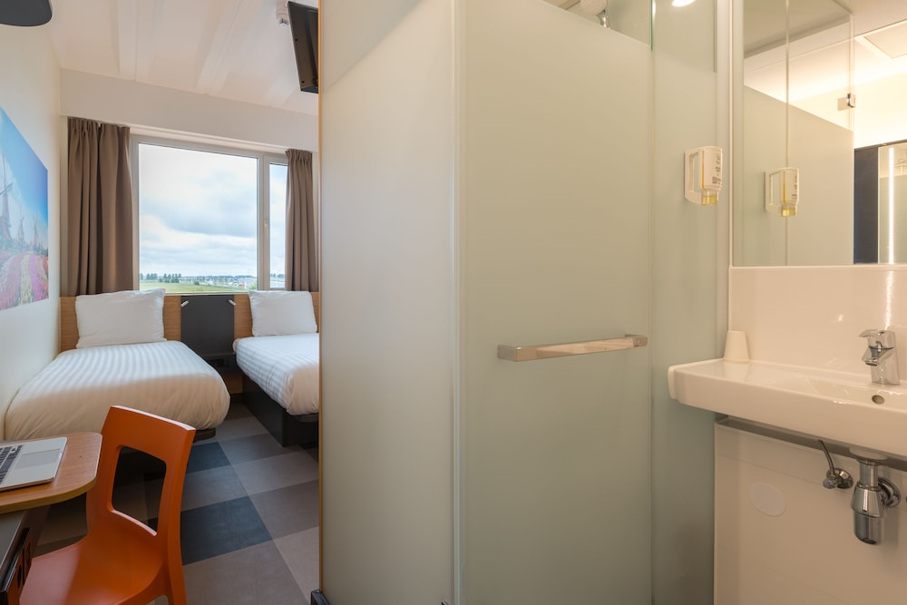 maxhotel amsterdam airport schiphol