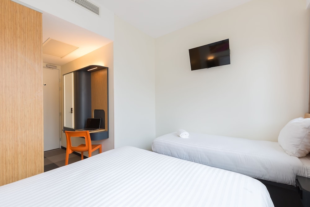 maxhotel amsterdam airport schiphol