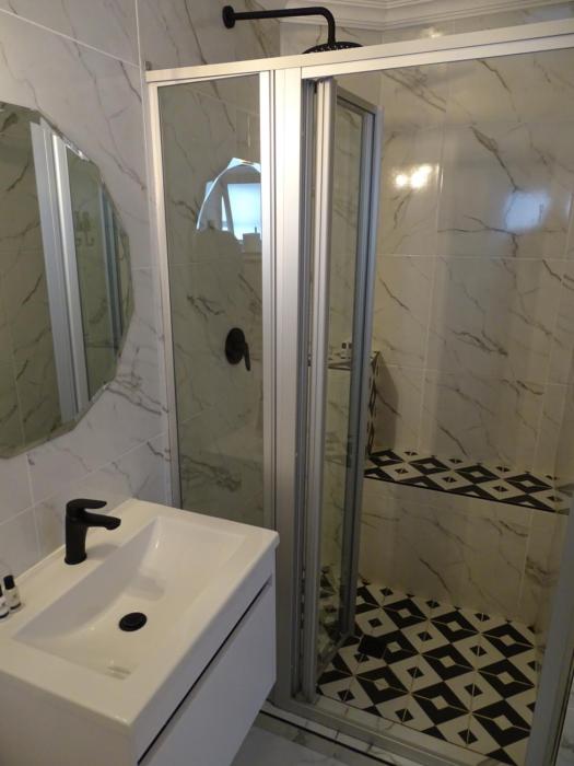 big skies guesthouse