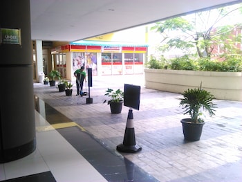 Apartemen The Suites Metro Yudis,Kiaracondong>>Bandung,2 star