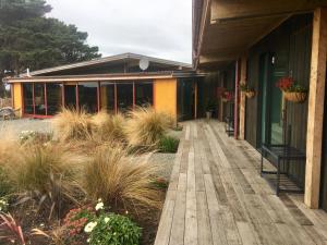 the cliffs seaside lodge