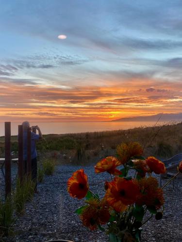 the cliffs seaside lodge
