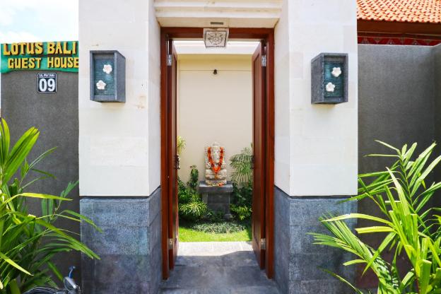 lotus bali guesthouse