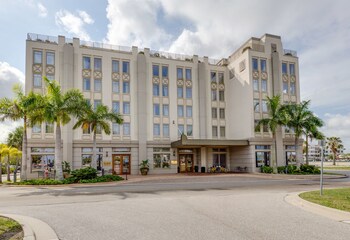 Wyvern Hotel, Ascend Hotel Collection,Charlotte County>>Charlotte,4 star