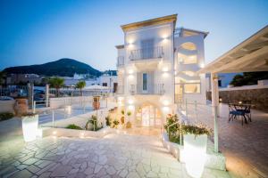odysseus hotel