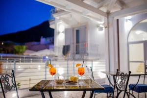 odysseus hotel