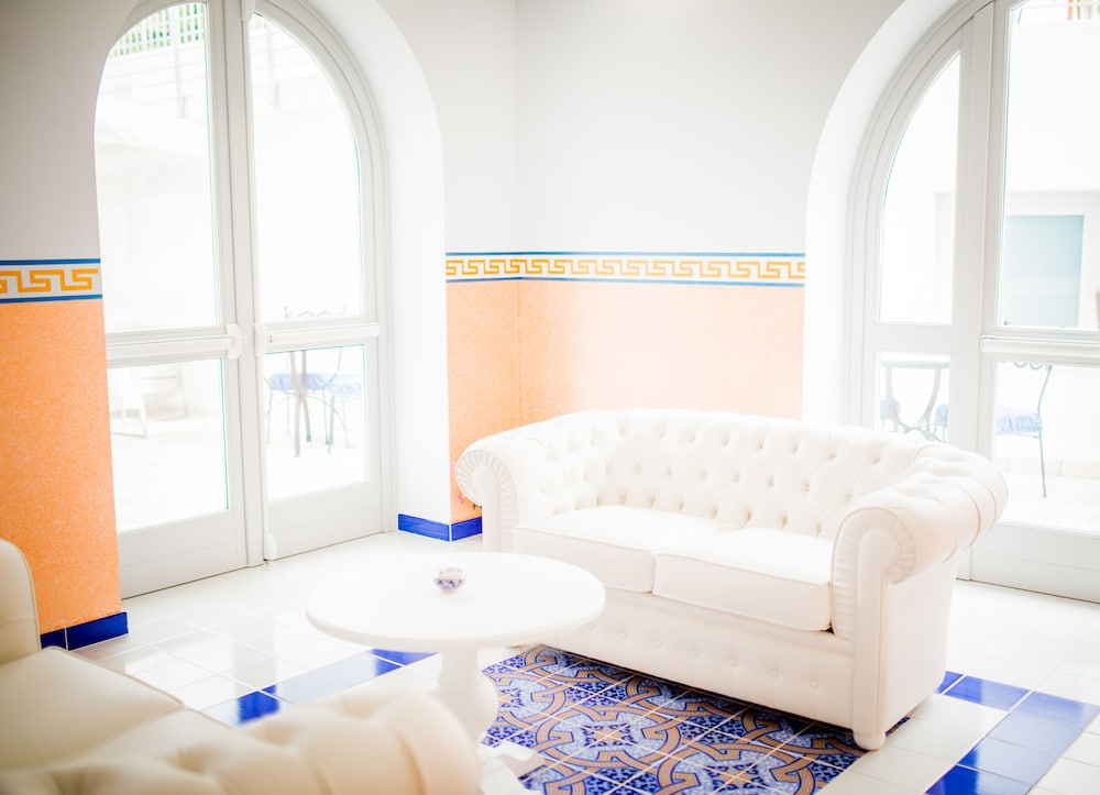 odysseus hotel