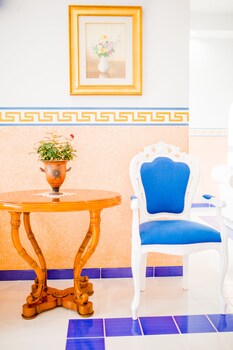 odysseus hotel