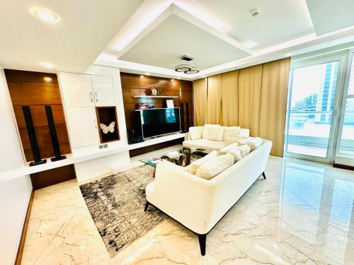 saxophone suites family only