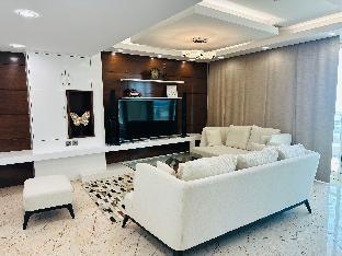 saxophone suites family only