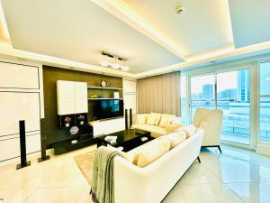 saxophone suites family only