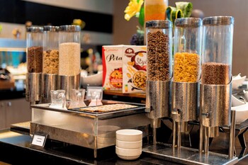 radisson blu hotel and conference center niamey
