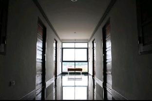 the rooms residence