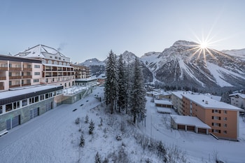 waldhotel arosa