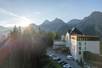 waldhotel arosa