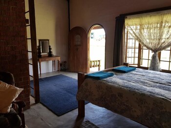 The Hay Barn,In Lions River,3 star