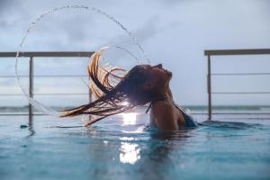 coral rock by bansei