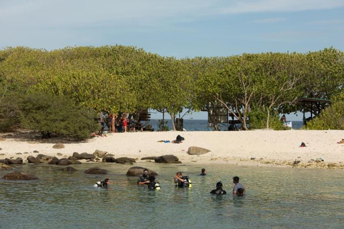 nilaveli beach hotel
