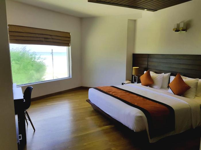 nilaveli beach hotel