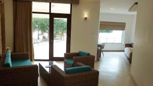 nilaveli beach hotel