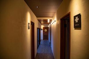 cafe and stay castana