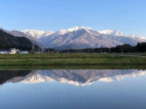 cafe and stay castana