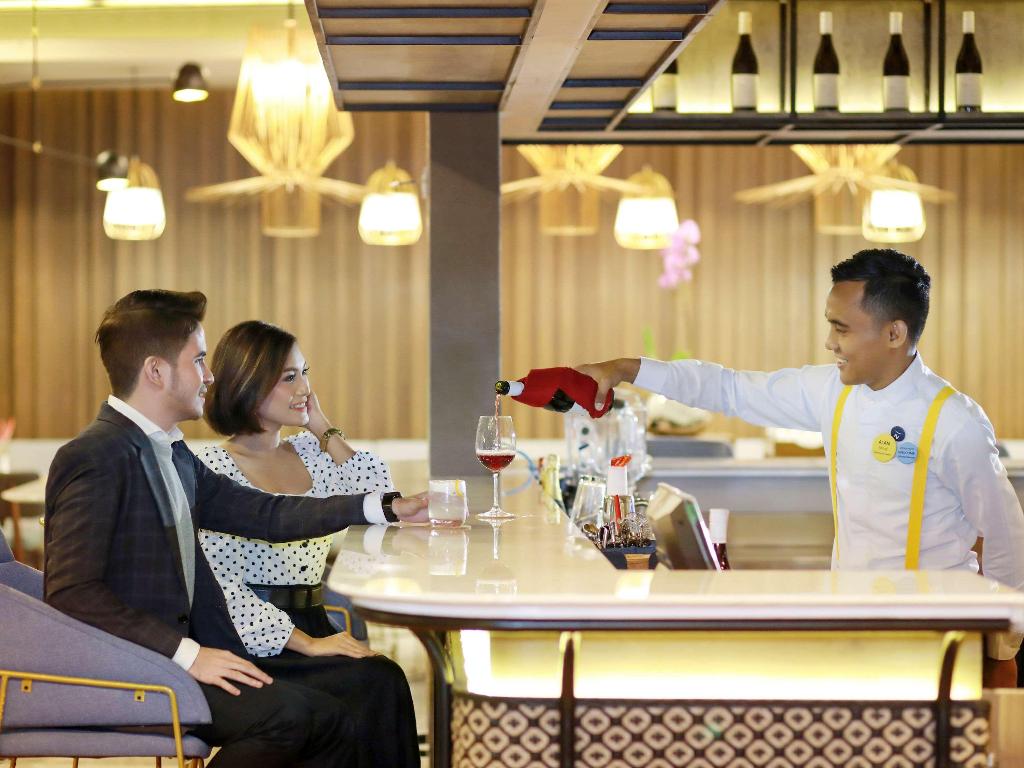 novotel suites yogyakarta malioboro