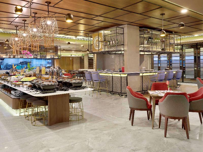 novotel suites yogyakarta malioboro