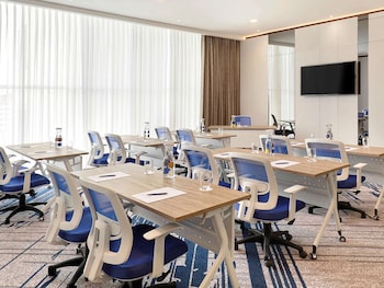 novotel suites yogyakarta malioboro