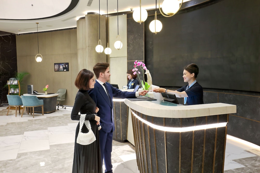 novotel suites yogyakarta malioboro