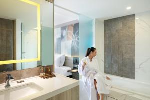 novotel suites yogyakarta malioboro