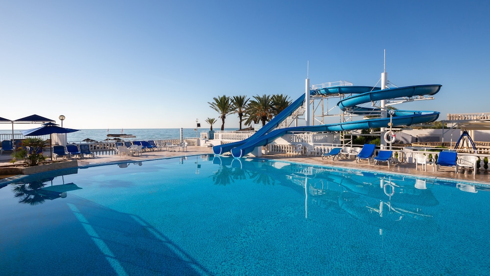 hotel samira club caters to couples