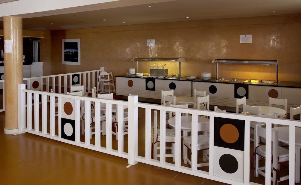 hotel samira club caters to couples
