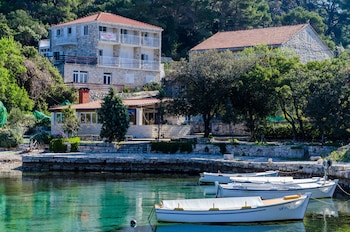 mljet