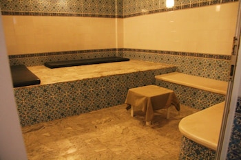 hotel royal jinene