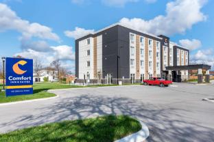 comfort inn and suites